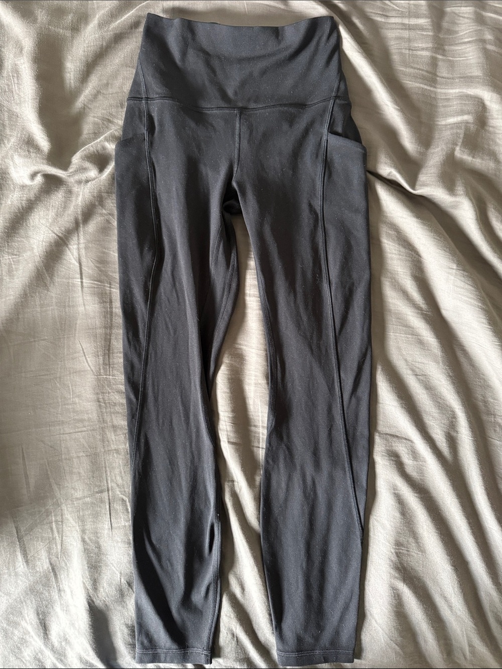 lululemon athletica Black Align High-Rise pants with Pockets 25”